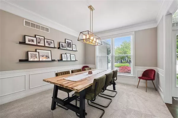 14347 Bond ST, Overland Park, KS 66221