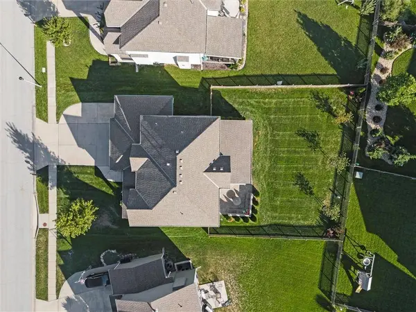 1073 N Sumac ST, Olathe, KS 66061