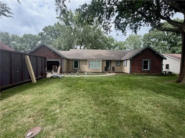7700 W 98th TER