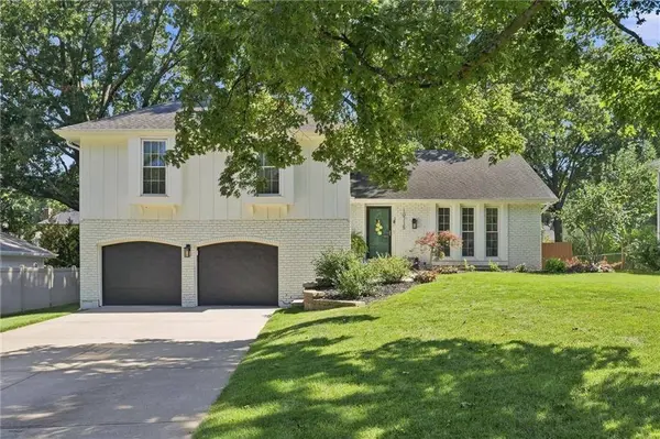 10715 W 101st TER