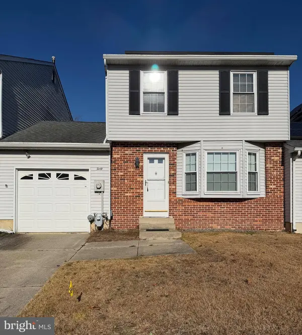 40 BLUE JAY DR, Clementon, NJ 08021