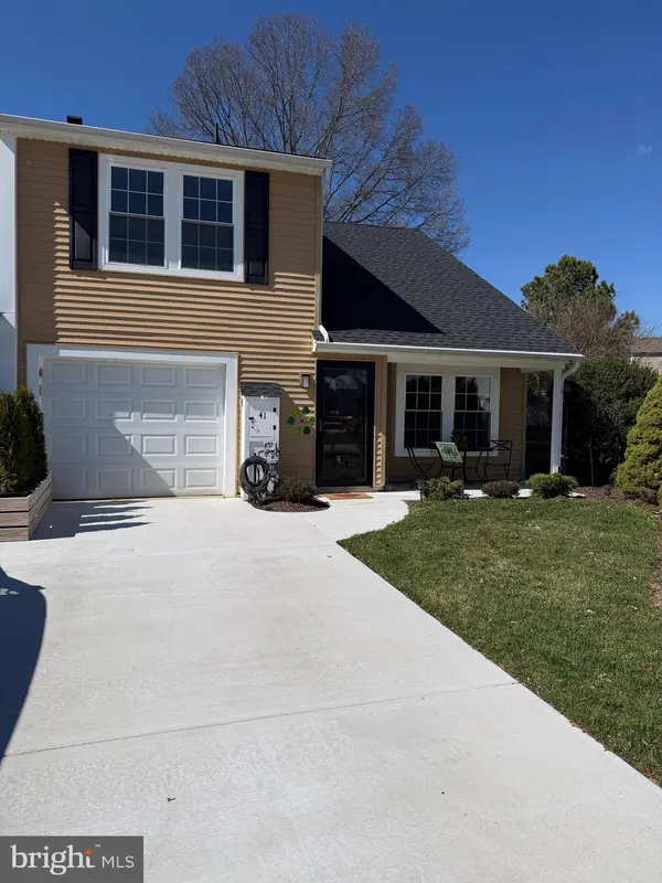 41 FOMALHAUT AVE, Blackwood, NJ 08012