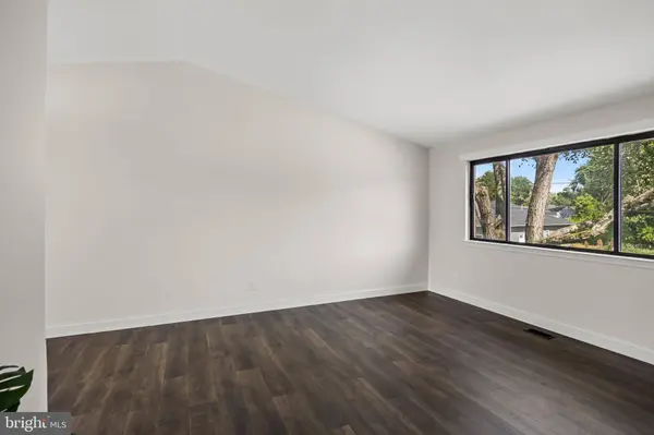841 CHESTNUT AVE, Woodbury, NJ 08096