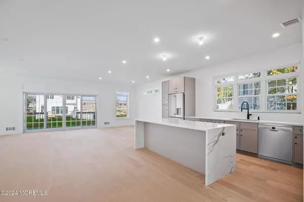 143 Stokes Place, Long Branch, NJ 07740