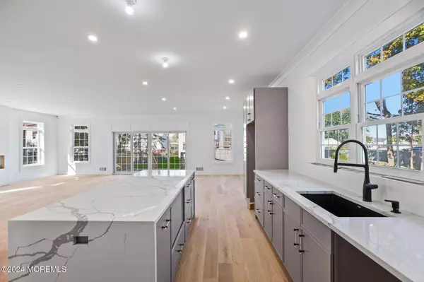 143 Stokes Place, Long Branch, NJ 07740