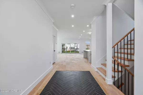 143 Stokes Place, Long Branch, NJ 07740