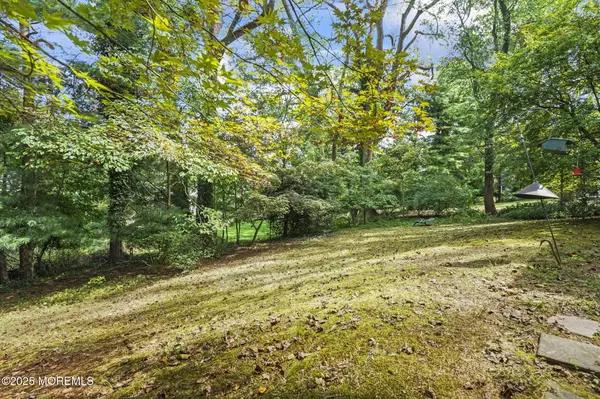 30 Rustic Terrace, Fair Haven, NJ 07704