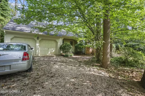 30 Rustic Terrace, Fair Haven, NJ 07704