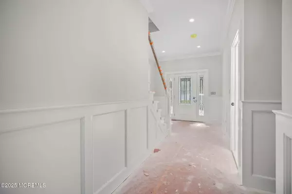 211 Rockwell Avenue, Long Branch, NJ 07740