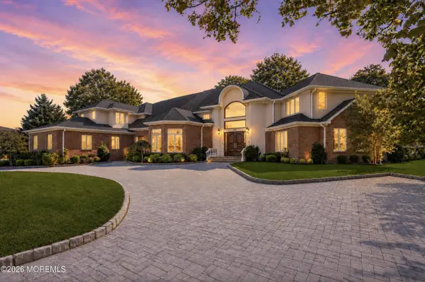 284 Park Avenue, Oakhurst, NJ 07755