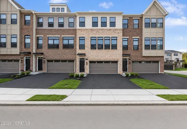 77 Augustus Drive, Middletown, NJ 07748