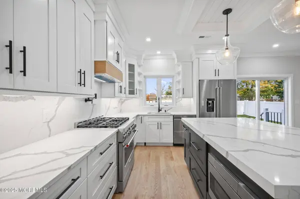 211 Rockwell Avenue, Long Branch, NJ 07740