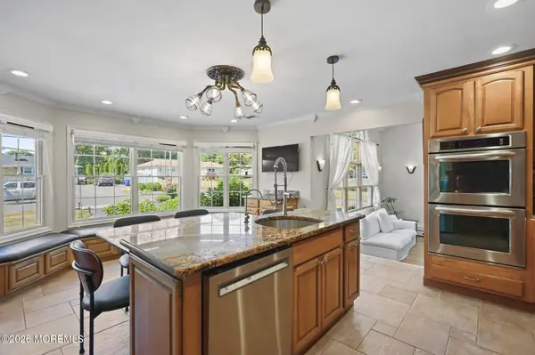 710 Hopping Road, Belford, NJ 07718