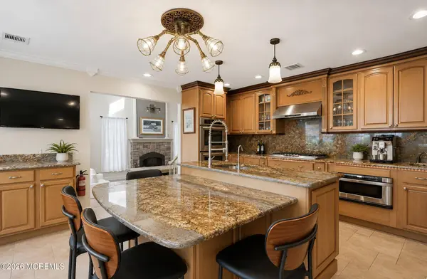 710 Hopping Road, Belford, NJ 07718