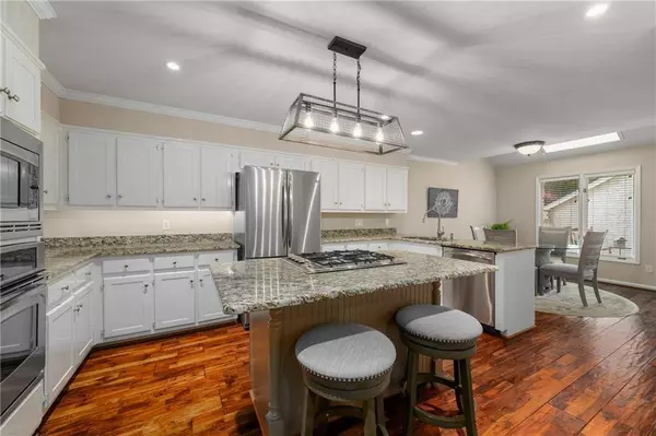 2610 Links End, Roswell, GA 30076