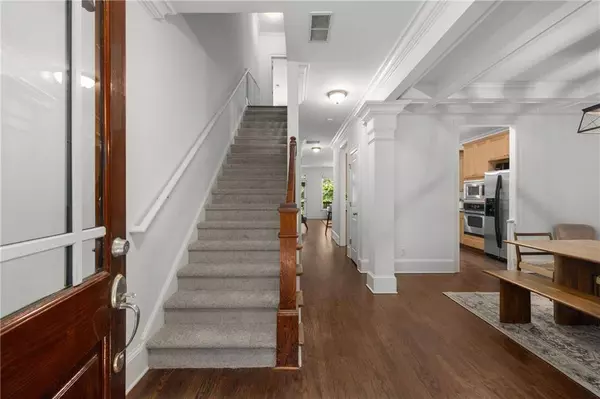 106 Oakhurst TER, Decatur, GA 30030