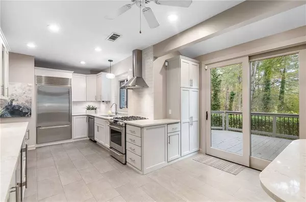 930 Tiber CIR, Alpharetta, GA 30022