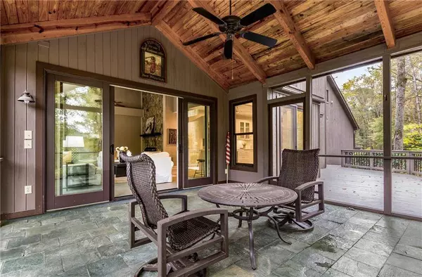 930 Tiber CIR, Alpharetta, GA 30022