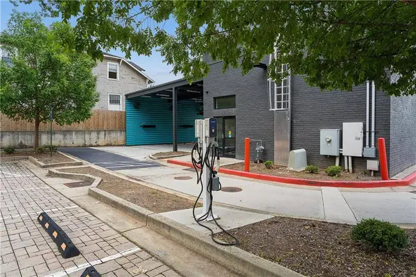 1605 Howell Mill RD NW, Atlanta, GA 30318