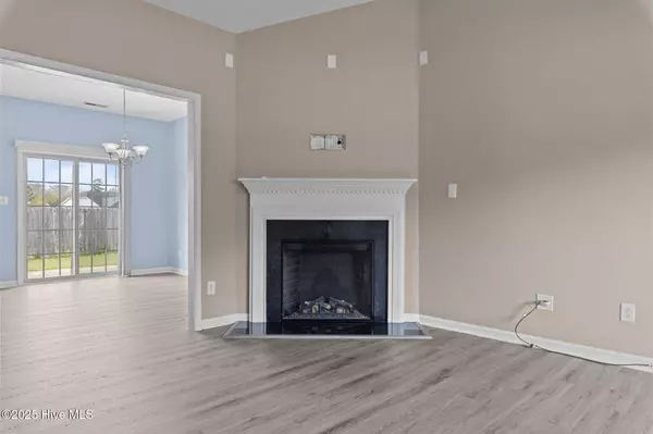 384 Roanoke DR, Raeford, NC 28376