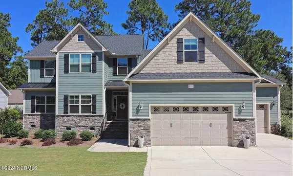 211 Broom Sedge Lane, Southern Pines, NC 28387