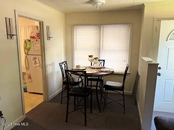 1657 W New York AVE, Southern Pines, NC 28387