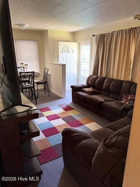 1657 W New York AVE, Southern Pines, NC 28387