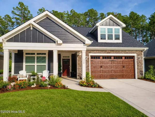 174 Holly Springs CT, Southern Pines, NC 28387