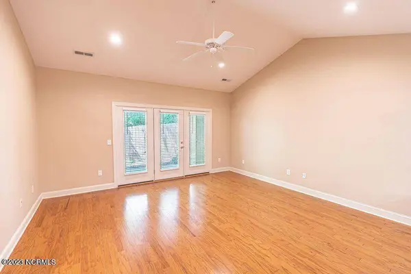2 Elk Ridge LN, Southern Pines, NC 28387