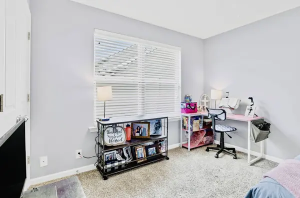 909 Granville Dr, Murfreesboro, TN 37128