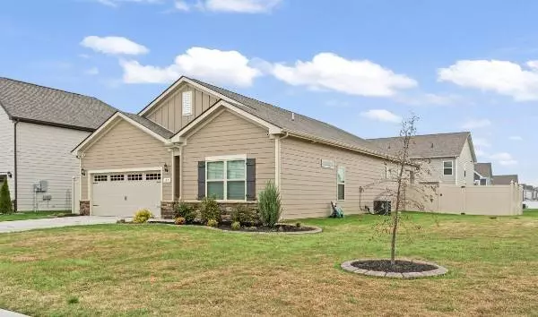 3671 Stormy Ln, Rockvale, TN 37153-6701