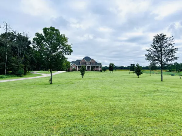 2304 Whitus Rd, Murfreesboro, TN 37128