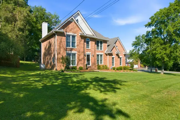 203 Dogwood Ln, Smyrna, TN 37167