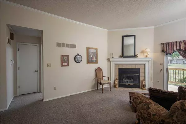 16702 E 53rd St South ST, Independence, MO 64055