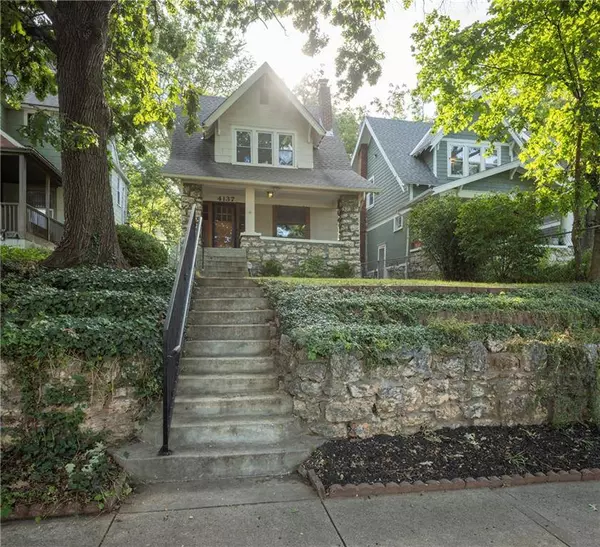 4137 Holmes ST, Kansas City, MO 64110