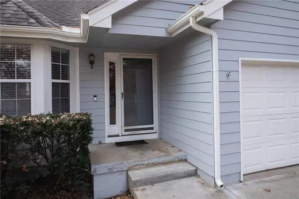 17105 E 45th ST SOUTH ST, Independence, MO 64055