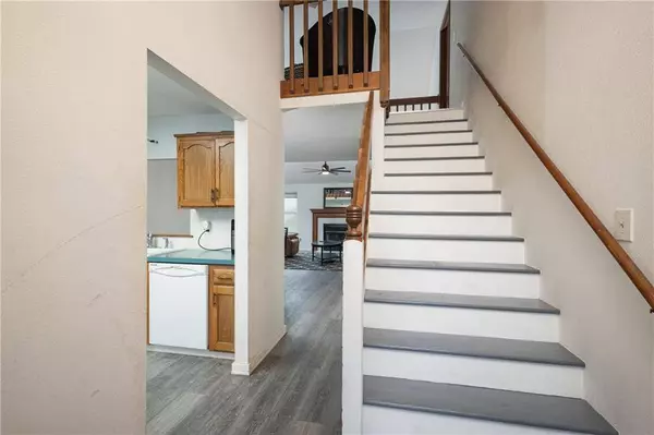 17105 E 45th ST SOUTH ST, Independence, MO 64055