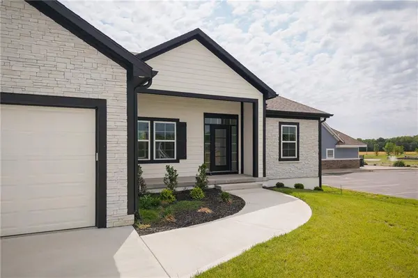 2211 Prairie Creek DR, Kearney, MO 64060