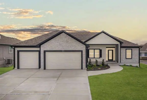 2211 Prairie Creek DR, Kearney, MO 64060