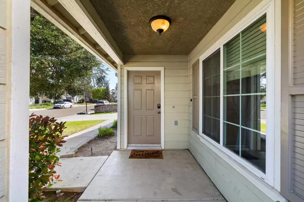 6675 E Montecito AVE, Fresno, CA 93727