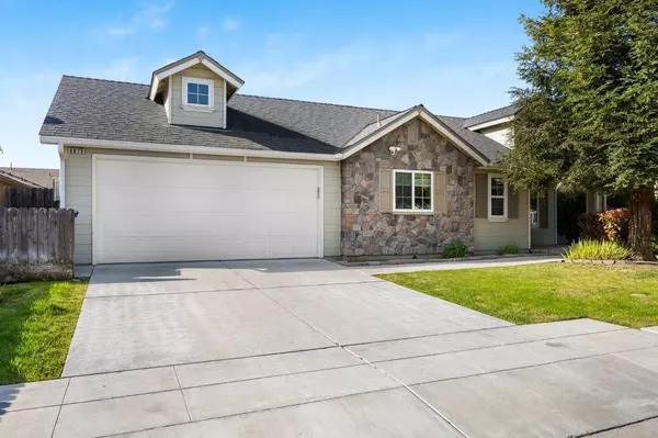 6675 E Montecito AVE, Fresno, CA 93727