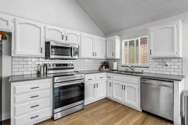 3656 W Harvard AVE, Fresno, CA 93722
