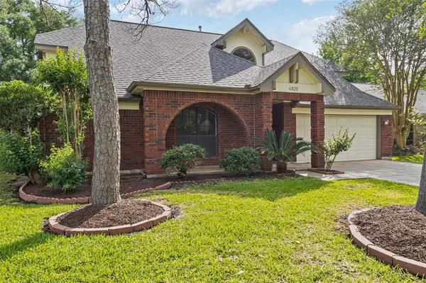 4826 Pecan Grove DR, Pearland, TX 77584