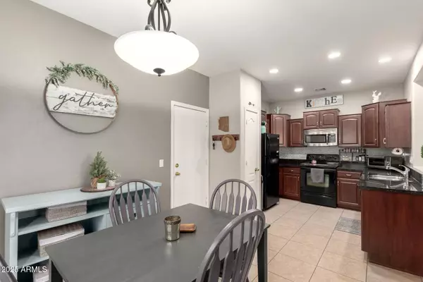 11471 W ST JOHN Road, Surprise, AZ 85378