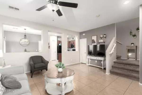 11471 W ST JOHN Road, Surprise, AZ 85378