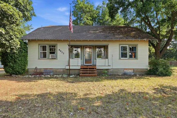 9922 E Upriver Dr, Spokane, WA 99206