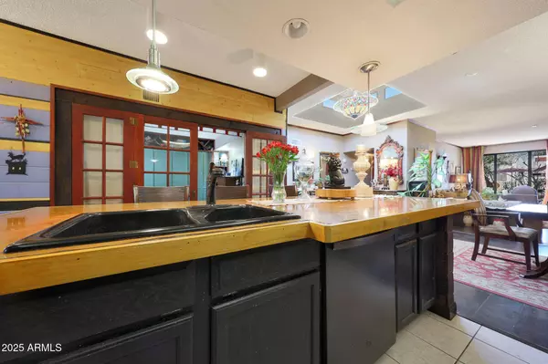 7368 E PLEASANT Run, Scottsdale, AZ 85258