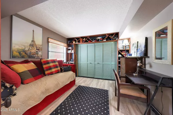 7368 E PLEASANT Run, Scottsdale, AZ 85258