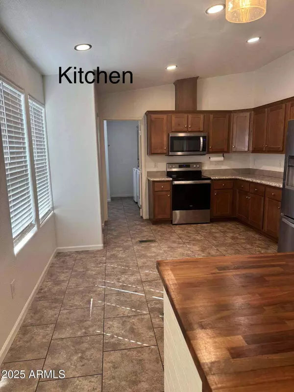 575 W RANCH HOUSE Road, Paulden, AZ 86334