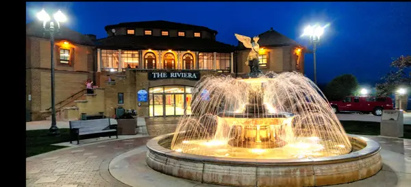 feature image of Selling a Home in the City of Lake Geneva, WI: Downtown, Lakefront and Condo Values